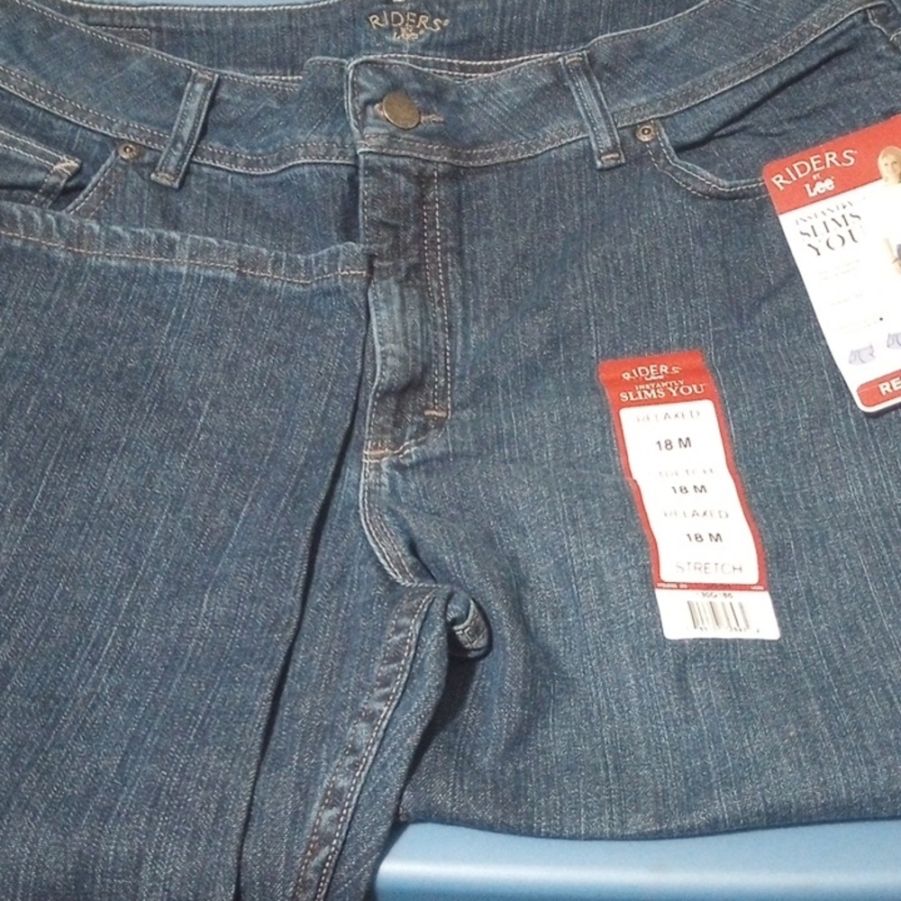 Riders by Lee Women's Classic Denim Straight Leg Jeans